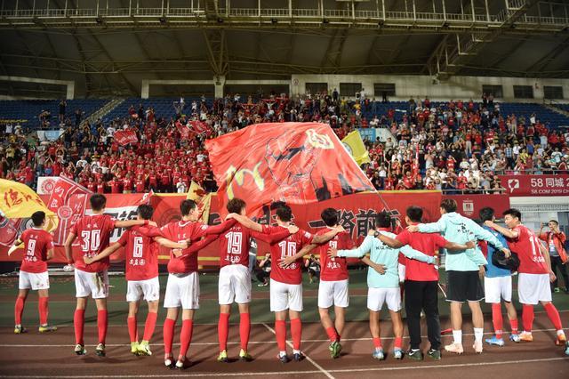 英媒：利物浦准备总价1.4亿镑再次报价伊萨克，预计今天送达